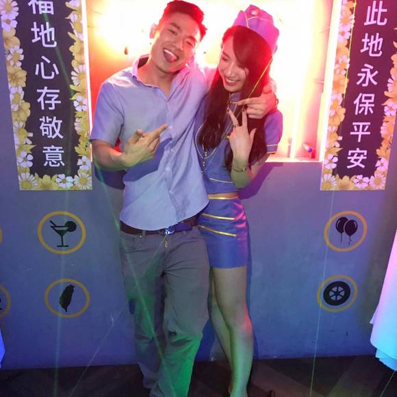 Meet your Posher, Alex - Picture 1 of 1